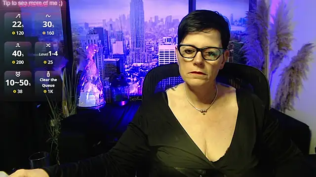 Snapshot of ninarandmann chatting on 06/10/26, 02:40 ninarandmann online show from 06/10/26, 02:40