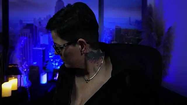 ninarandmann online show from 12/18/25, 08:01