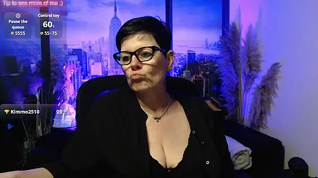 Snapshot of ninarandmann chatting on 06/04/26, 02:55 ninarandmann online show from 06/04/26, 02:55