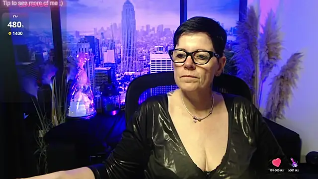 Snapshot of ninarandmann chatting on 06/17/26, 05:34 ninarandmann online show from 06/17/26, 05:34