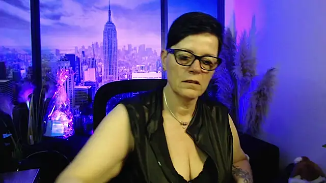 Snapshot of ninarandmann chatting on 04/01/26, 04:15 ninarandmann online show from 04/01/26, 04:15