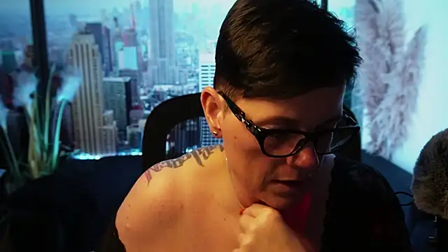 ninarandmann online show from 11/15/25, 05:28