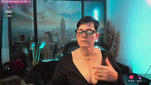 Snapshot of ninarandmann chatting on 10/04/25, 04:52 ninarandmann online show from 10/04/25, 04:52