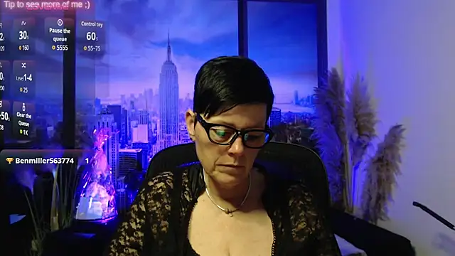 Snapshot of ninarandmann chatting on 05/12/26, 01:28 ninarandmann online show from 05/12/26, 01:28