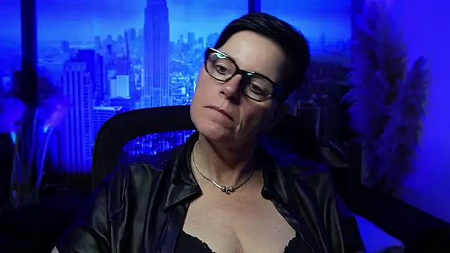 ninarandmann online show from 11/24/25, 06:08