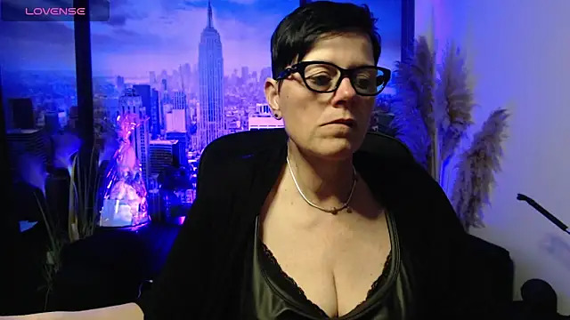 Snapshot of ninarandmann chatting on 05/11/26, 02:29 ninarandmann online show from 05/11/26, 02:29