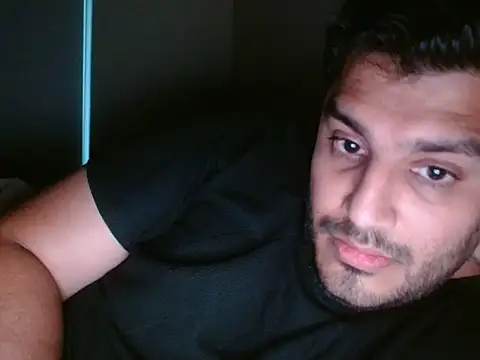 Snapshot of robintoit chatting on 06/27/26, 12:49 robintoit online show from 06/27/26, 12:49