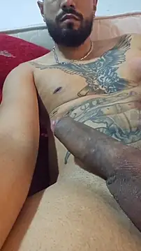 Snapshot of Badbunnyx_ chatting on 10/23/25, 04:27 Badbunnyx  online show from 10/23/25, 04:27