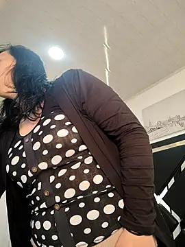 Natasha milf   online show from 11/26/25, 12:49