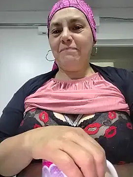Snapshot of Natasha_milf__ chatting on 05/27/26, 01:57 Natasha milf online show from 05/27/26, 01:57