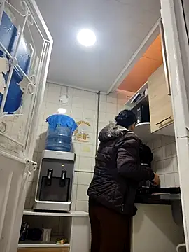 Natasha milf   online show from 11/28/25, 01:00