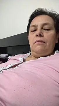Snapshot of Natasha_milf__ chatting on 06/19/26, 01:28 Natasha milf online show from 06/19/26, 01:28