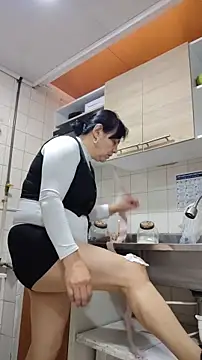 Natasha milf   online show from 12/20/25, 12:30