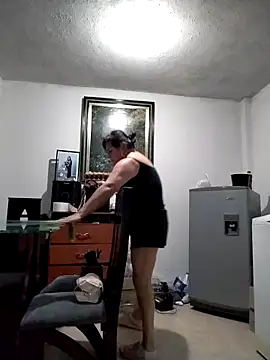 Snapshot of Natasha_milf__ chatting on 02/28/26, 03:06 Natasha milf online show from 02/28/26, 03:06