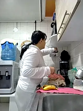 Natasha milf   online show from 04/11/26, 12:31