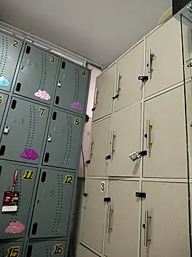 Natasha milf   online show from 11/17/25, 12:53