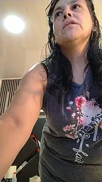 Snapshot of Natasha_milf__ chatting on 07/16/26, 04:26 Natasha milf online show from 07/16/26, 04:26