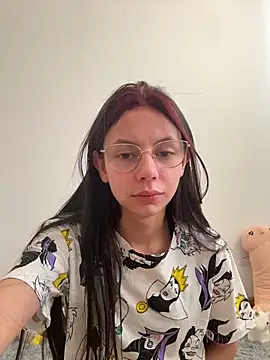 Bonniepark online show from 12/05/25, 02:04