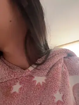 Bonniepark online show from 11/30/25, 01:01