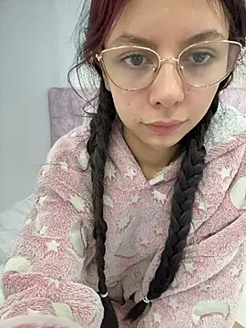 Bonniepark online show from 03/18/26, 05:03