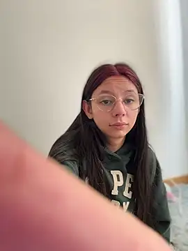 Bonniepark online show from 12/03/25, 06:07