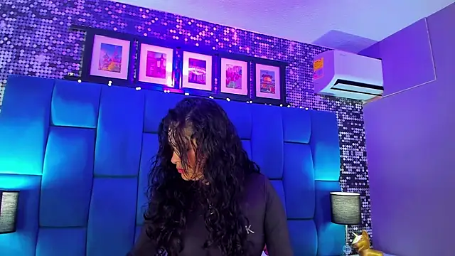 Snapshot of hanny_milf chatting on 11/08/25, 11:36 hanny milf online show from 11/08/25, 11:36