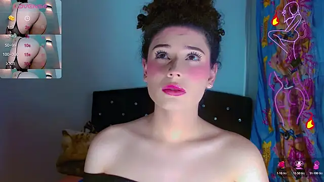 DoveCameron  online show from 10/31/25, 09:22