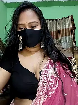 Snapshot of Idhika_Paul chatting on 03/18/25, 08:05 Idhika Paul online show from 03/18/25, 08:05