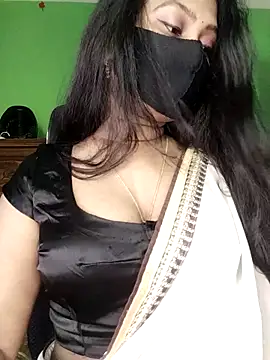 Idhika Paul online show from 03/28/26, 04:57