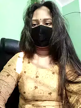 Idhika Paul online show from 11/11/25, 08:31