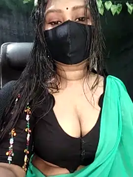 Idhika Paul online show from 11/17/25, 11:58