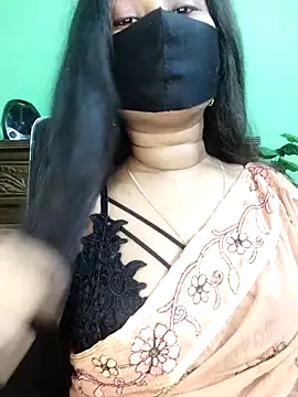 Idhika Paul online show from 03/10/26, 07:51