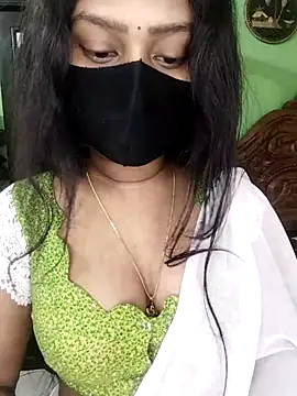 Idhika Paul online show from 04/12/26, 10:51