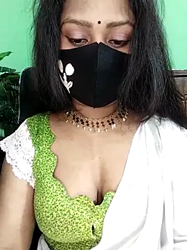 Idhika Paul online show from 01/13/26, 05:39