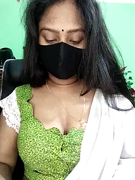 Idhika Paul online show from 02/01/26, 12:36