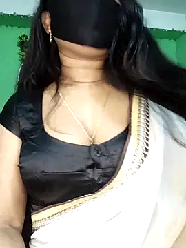 Idhika Paul online show from 03/29/26, 01:02