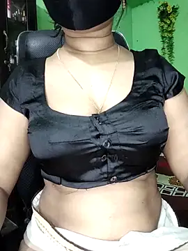 Snapshot of Idhika_Paul chatting on 04/24/26, 05:04 Idhika Paul online show from 04/24/26, 05:04