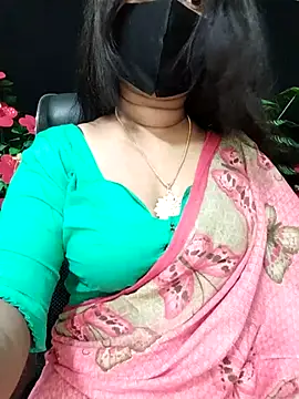 Snapshot of Idhika_Paul chatting on 10/09/25, 12:22 Idhika Paul online show from 10/09/25, 12:22