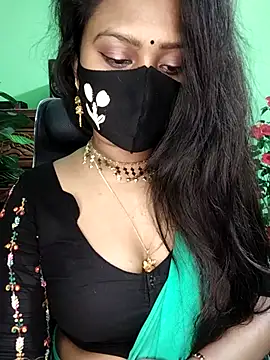 Idhika Paul online show from 01/17/26, 05:49