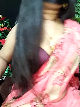 Snapshot of Idhika_Paul chatting on 10/09/25, 12:28 Idhika Paul online show from 10/09/25, 12:28