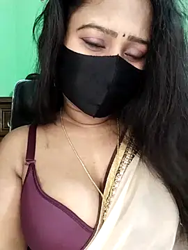 Idhika Paul online show from 03/04/26, 10:34