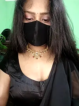 Idhika Paul online show from 02/08/26, 03:43