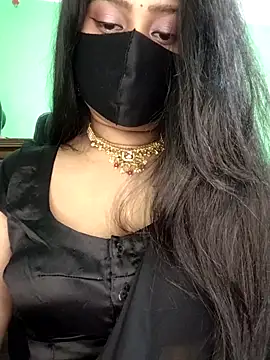 Idhika Paul online show from 02/08/26, 12:52