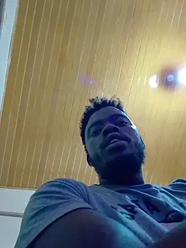 MaskedGQ online show from 10/17/25, 10:39