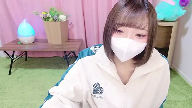 Snapshot of nyakotan chatting on 10/24/25, 11:31 nyakotan online show from 10/24/25, 11:31