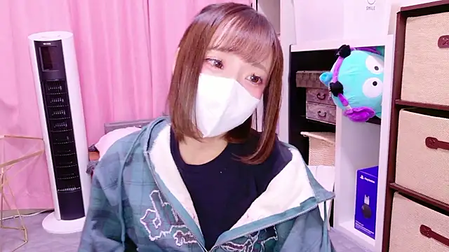 nyakotan online show from 11/22/25, 12:04