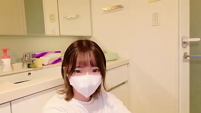 Snapshot of ranran_ch chatting on 10/13/25, 05:31 ranran ch online show from 10/13/25, 05:31