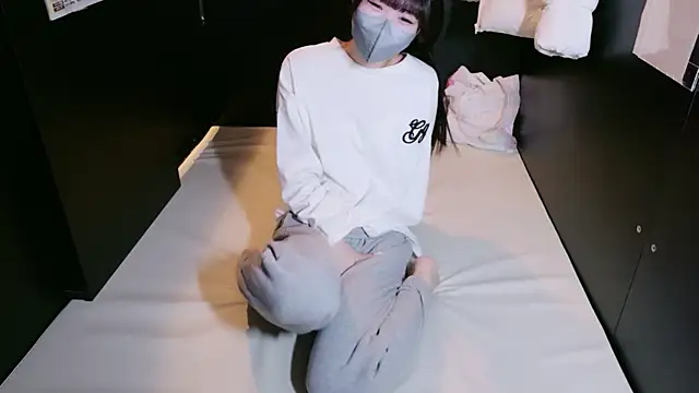 Snapshot of siorin_18 chatting on 03/04/26, 02:14 siorin 18 online show from 03/04/26, 02:14