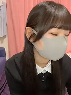 Snapshot of siorin_18 chatting on 11/22/25, 11:36 siorin 18 online show from 11/22/25, 11:36