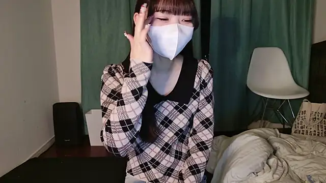 Snapshot of siorin_18 chatting on 01/13/26, 02:21 siorin 18 online show from 01/13/26, 02:21